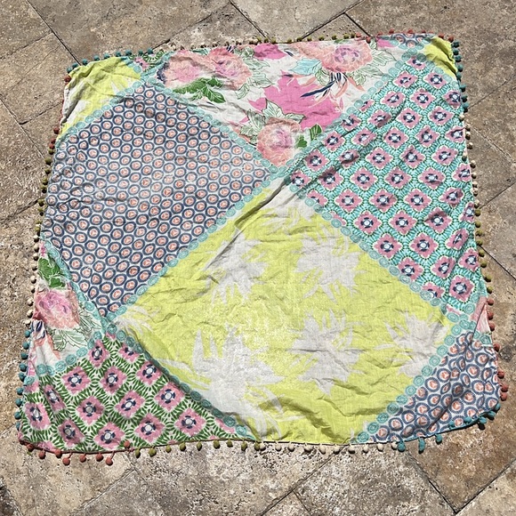 Square lightweight scarf pastel colors pompoms edge pink turquoise yellow white - Picture 4 of 11